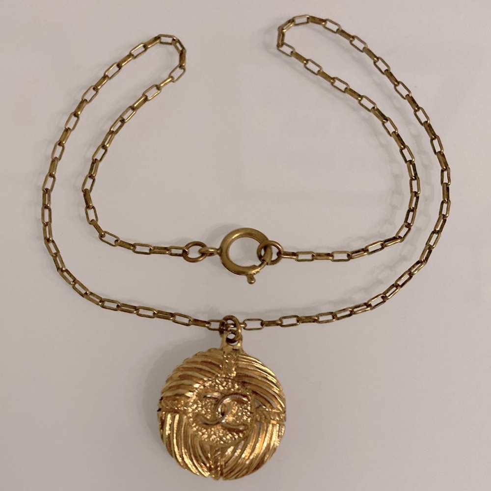 Authentic Chanel Vintage CC Medallion Necklace